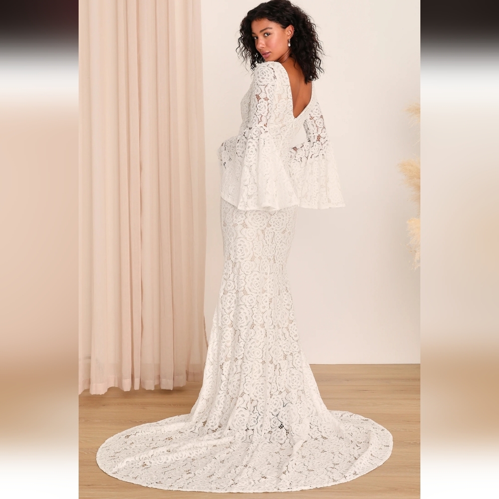 Lulus Duchess Ivory Lace Bell Sleeve Maxi Dress